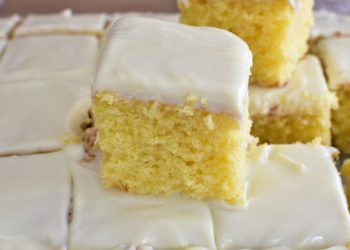 Zitronenkuchen mit Glasur