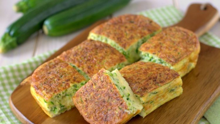 Zucchini-Frittata aus der Heißluftfritteuse