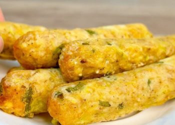 Zucchini-Haferflocken-Kroketten