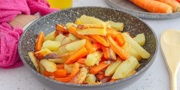 Gebratene Kartoffeln und Karotten
